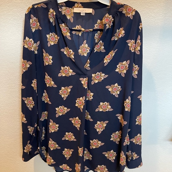 LOFT Tops - Ann Taylor Loft office blouse